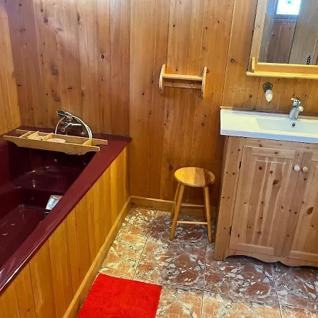 Шале Bath Fireplace Ski-in Out